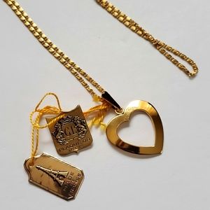 Gold Heart Pendant Necklace